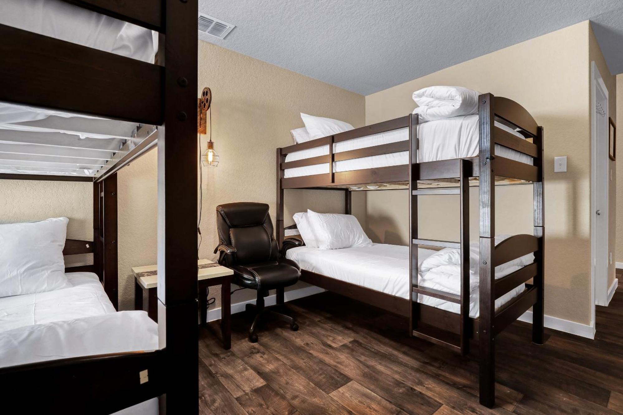 Speakeasy - A Birdy Vacation Rental San Antonio Ngoại thất bức ảnh