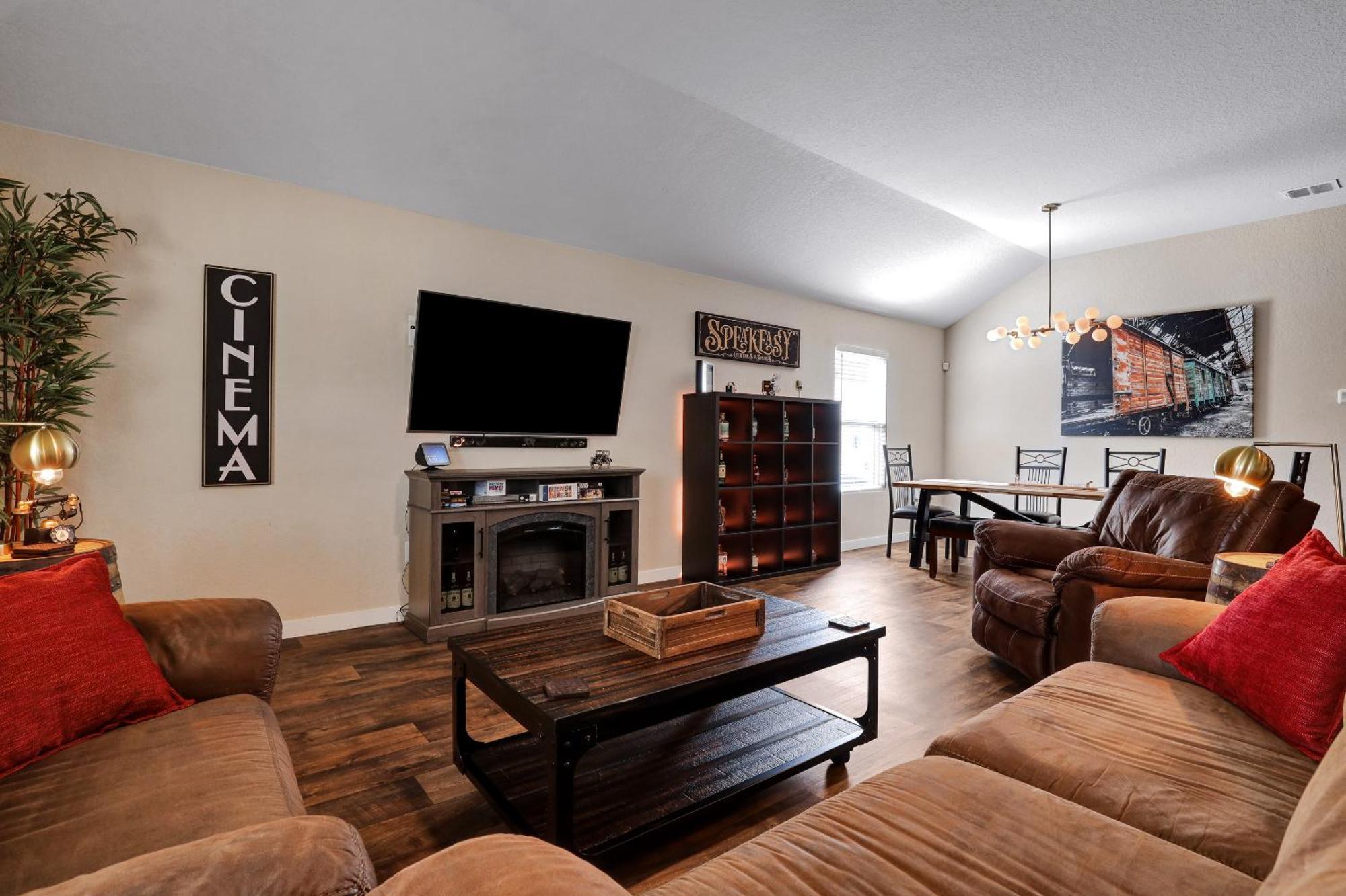 Speakeasy - A Birdy Vacation Rental San Antonio Ngoại thất bức ảnh
